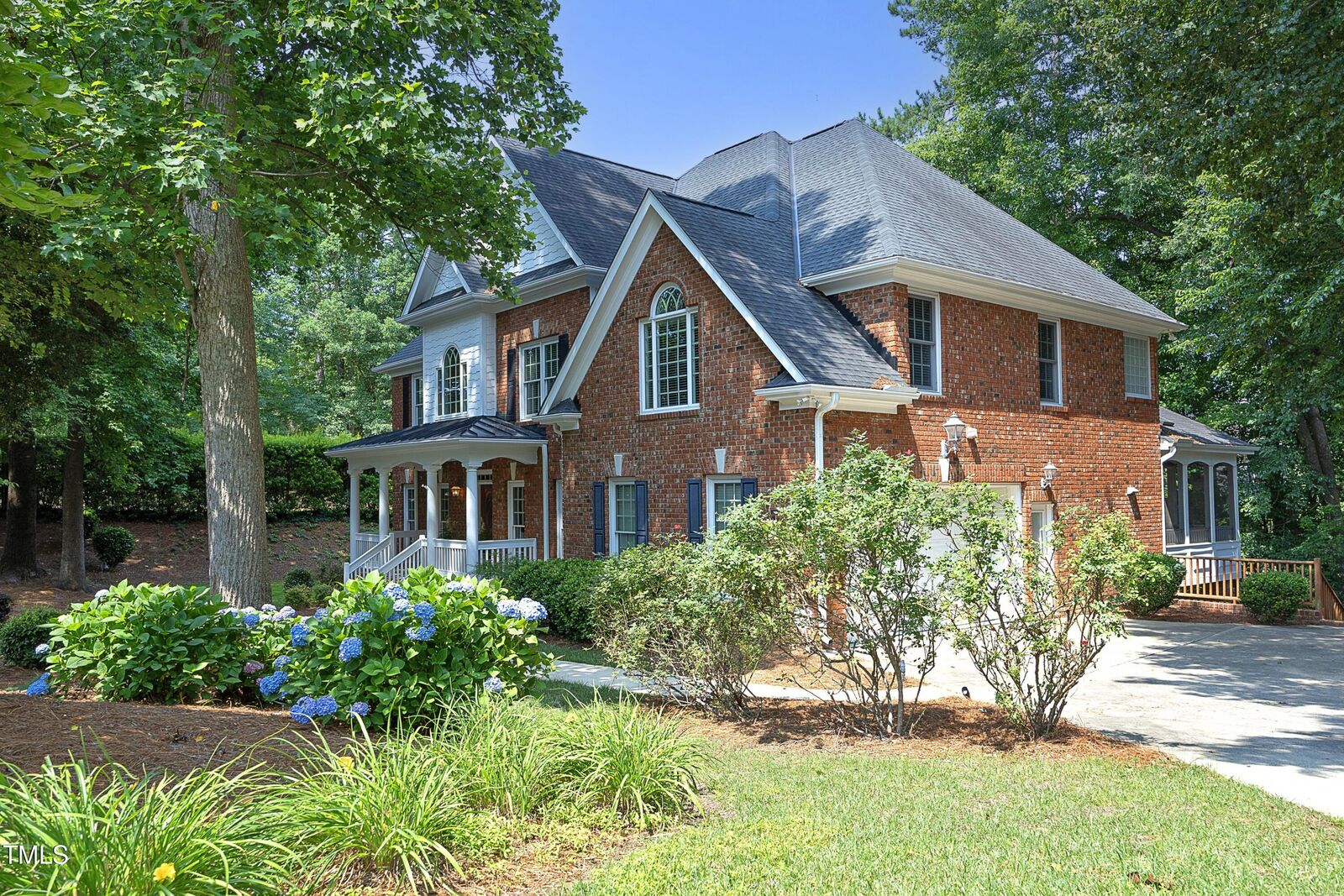 Property Photo:  101 Royal Glen Drive  NC 27518 