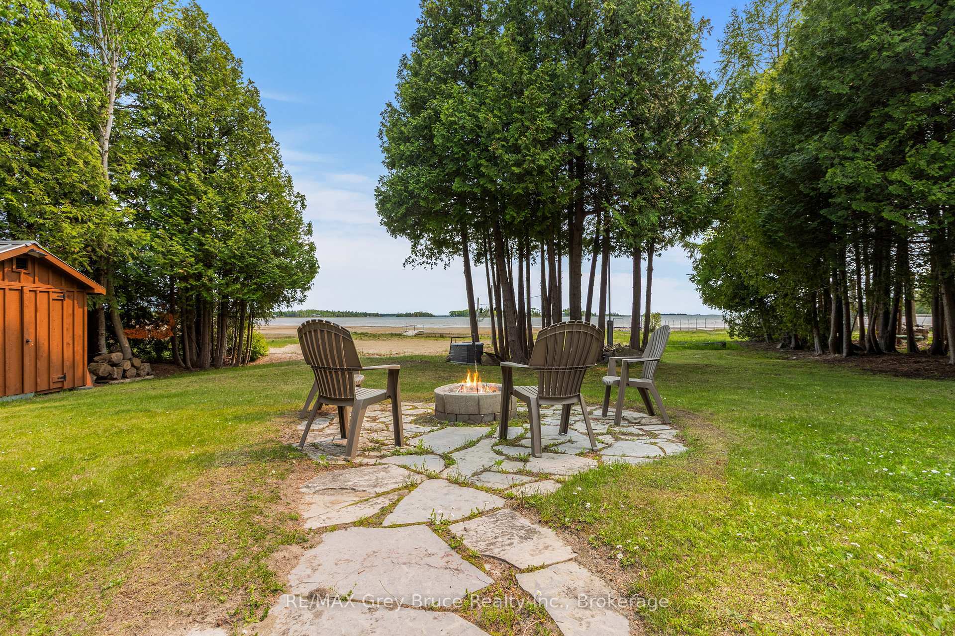 Property Photo: 805 Howdenvale Road ON N0H 2T0