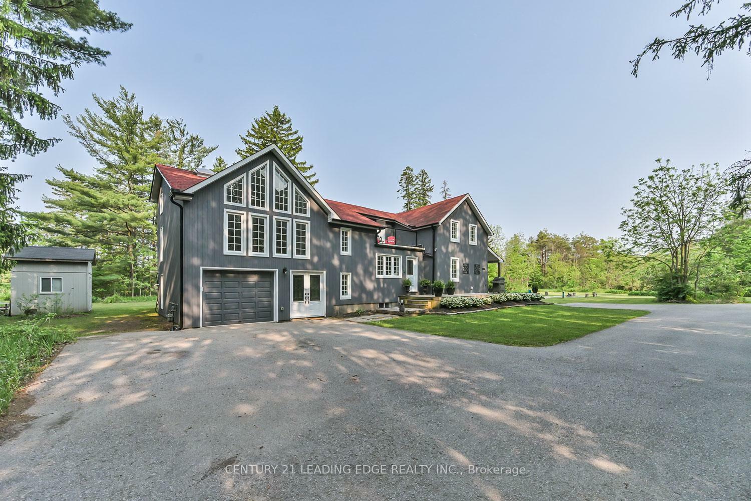 Property Photo: 5845 Aurora Road ON L4A 7X4