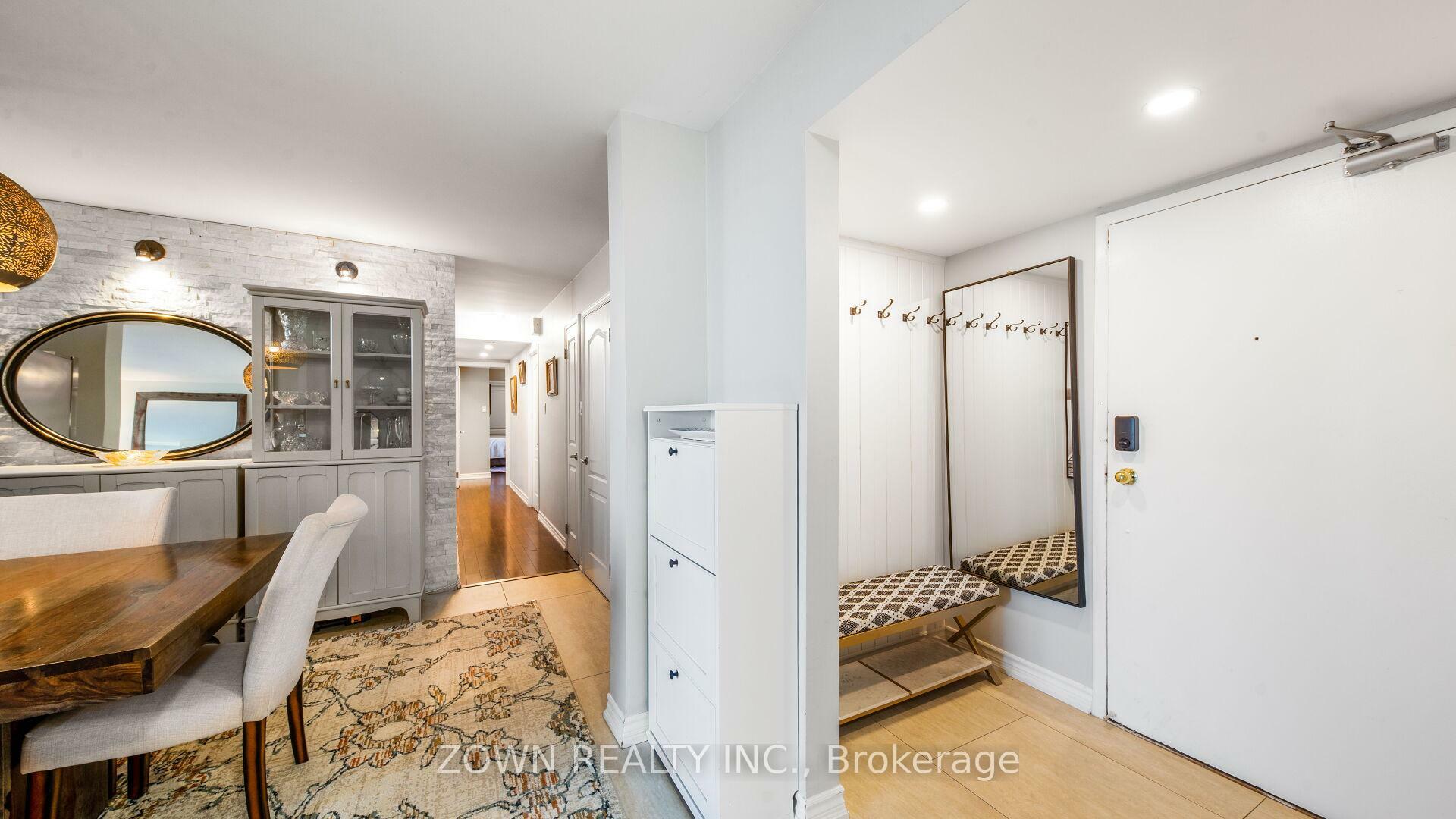 Property Photo:  10 Martha Eaton Way 2210  ON M6M 5B3 