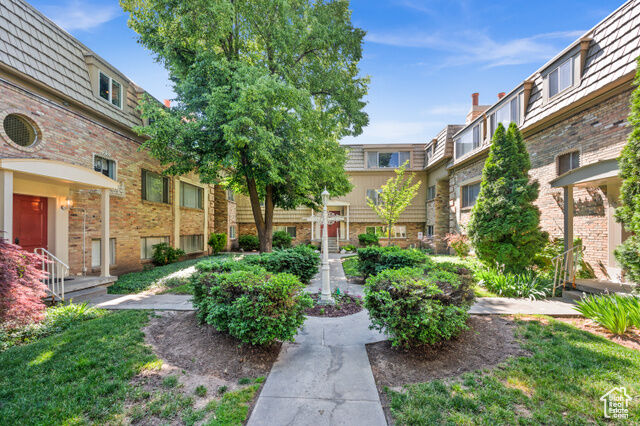 Property Photo:  2220 E Murray Holladay Rd 184  UT 84117 