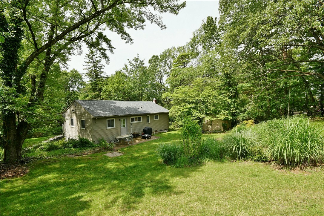 Property Photo:  2579 Wickline  PA 15044 