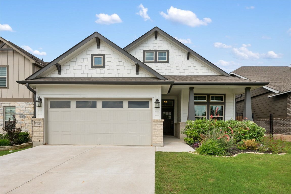 Property Photo:  620 Saturnia Drive  TX 78628 