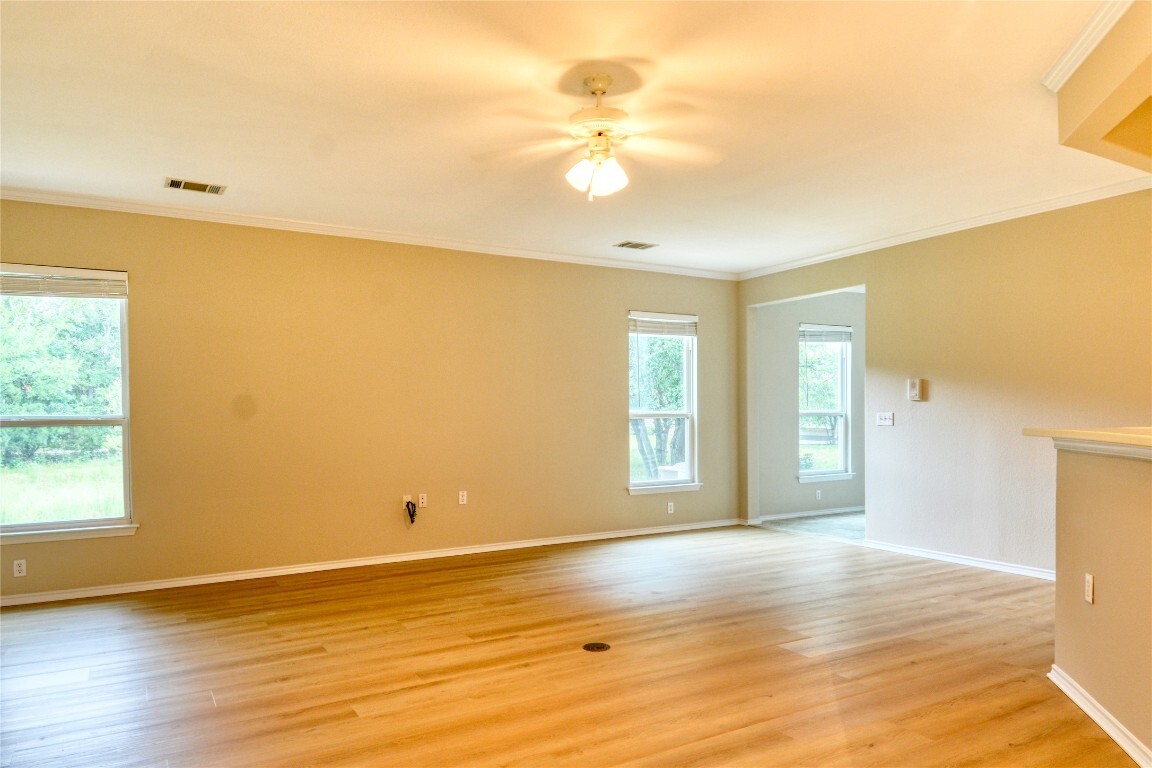Property Photo: 115 Dickens Circle TX 78633