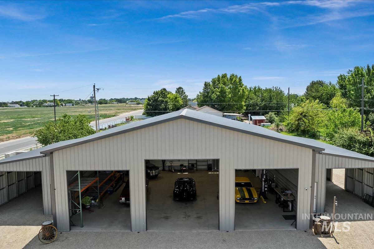 Property Photo: 511 Keogh Ln ID 83607-8107