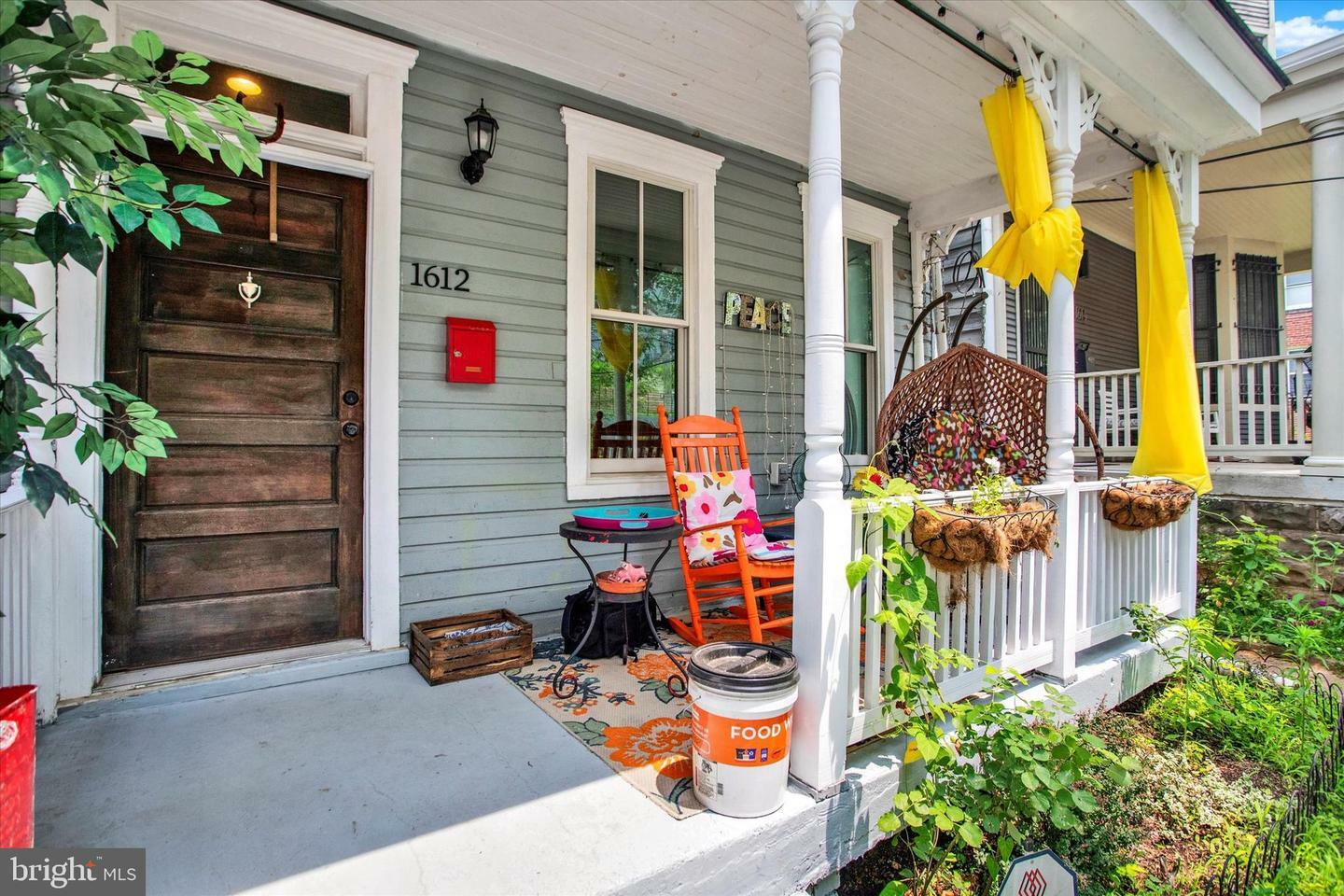Property Photo: 1612 V Street SE DC 20020