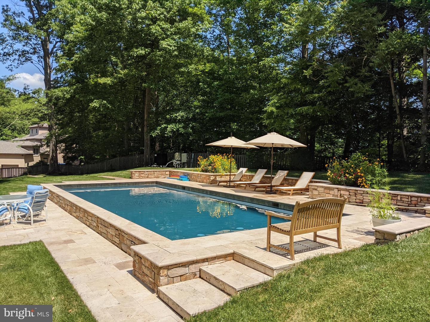 Property Photo: 87 E River Bend Road VA 22407
