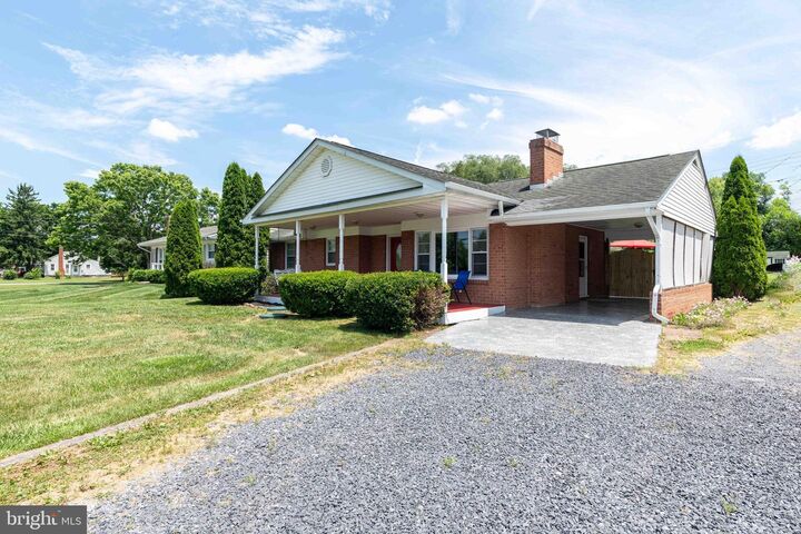Property Photo: 4462 Martinsburg Pike VA 22624