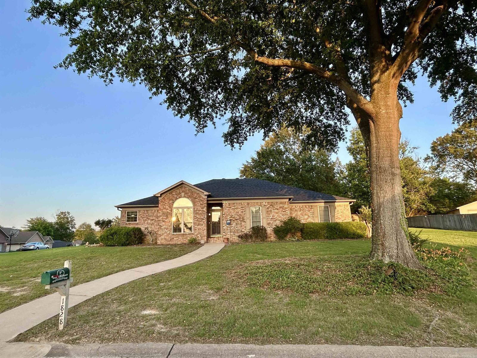 Property Photo: 1828 Dove Drive AR 72015