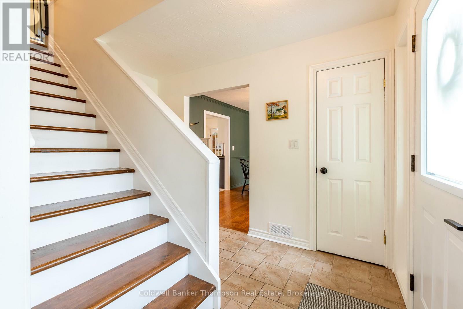 Photo de la propriété: 18 Sadler Drive ON P1L 1K5