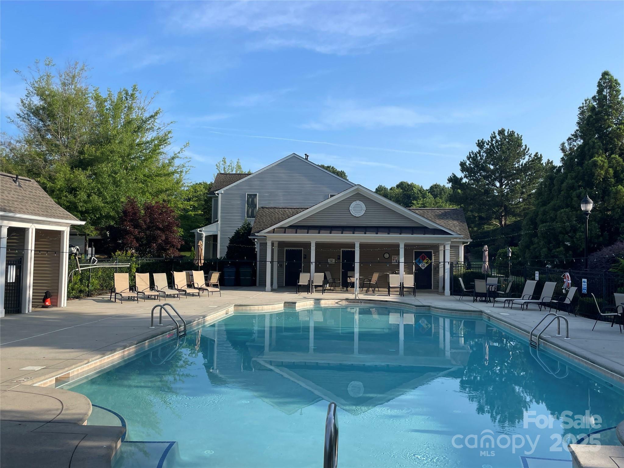 Property Photo: 10135 Blakeney Preserve Drive NC 28277