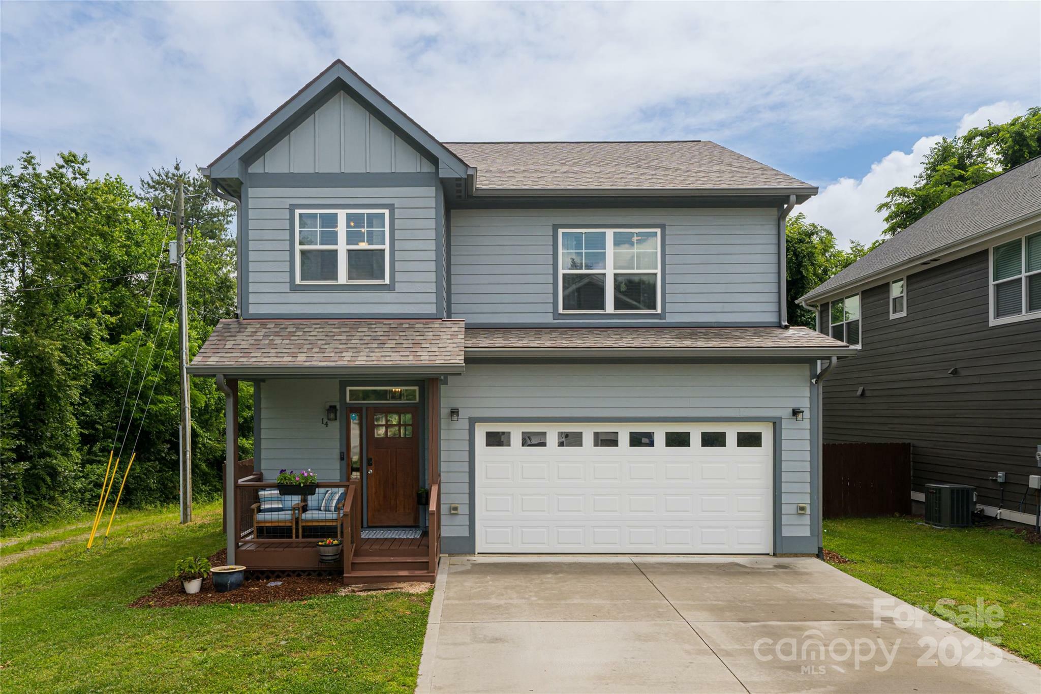 Property Photo: 14 Alice Clement Lane NC 28803