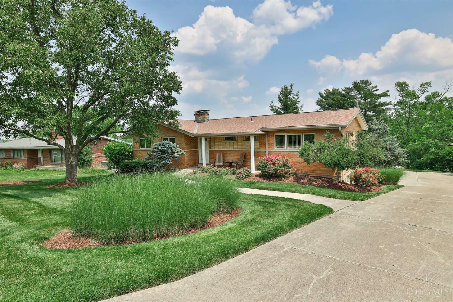 Property Photo: 6668 Russell Heights Drive OH 45248