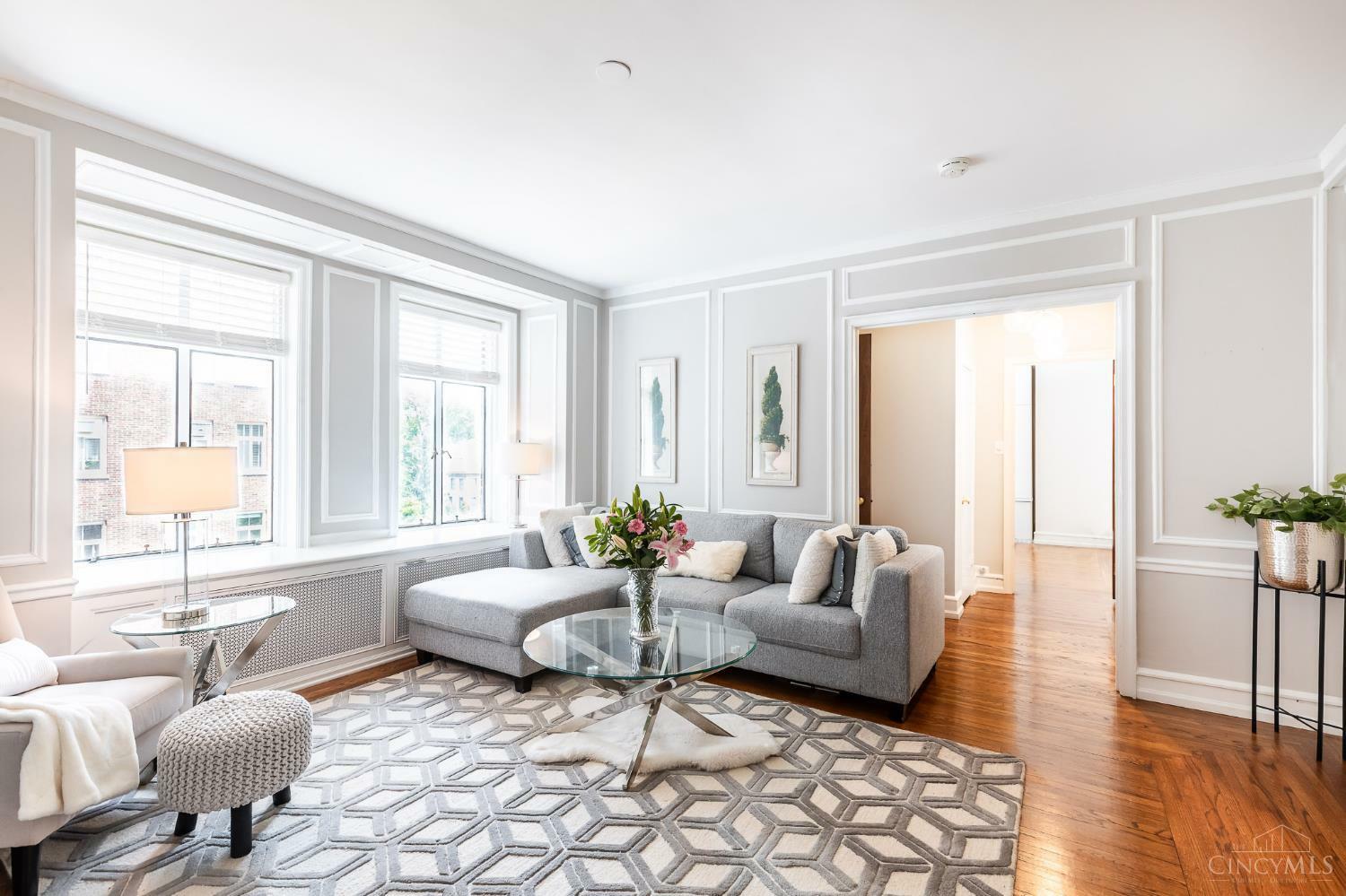Property Photo: 3900 Rose Hill Avenue OH 45229