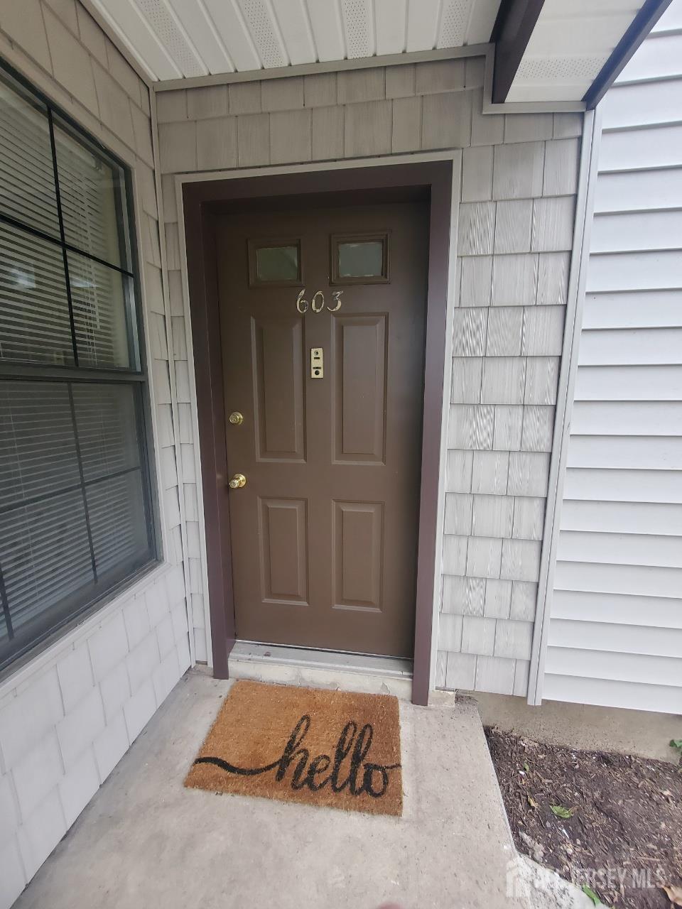Property Photo: 603 Woodbridge Commons Way NJ 08830