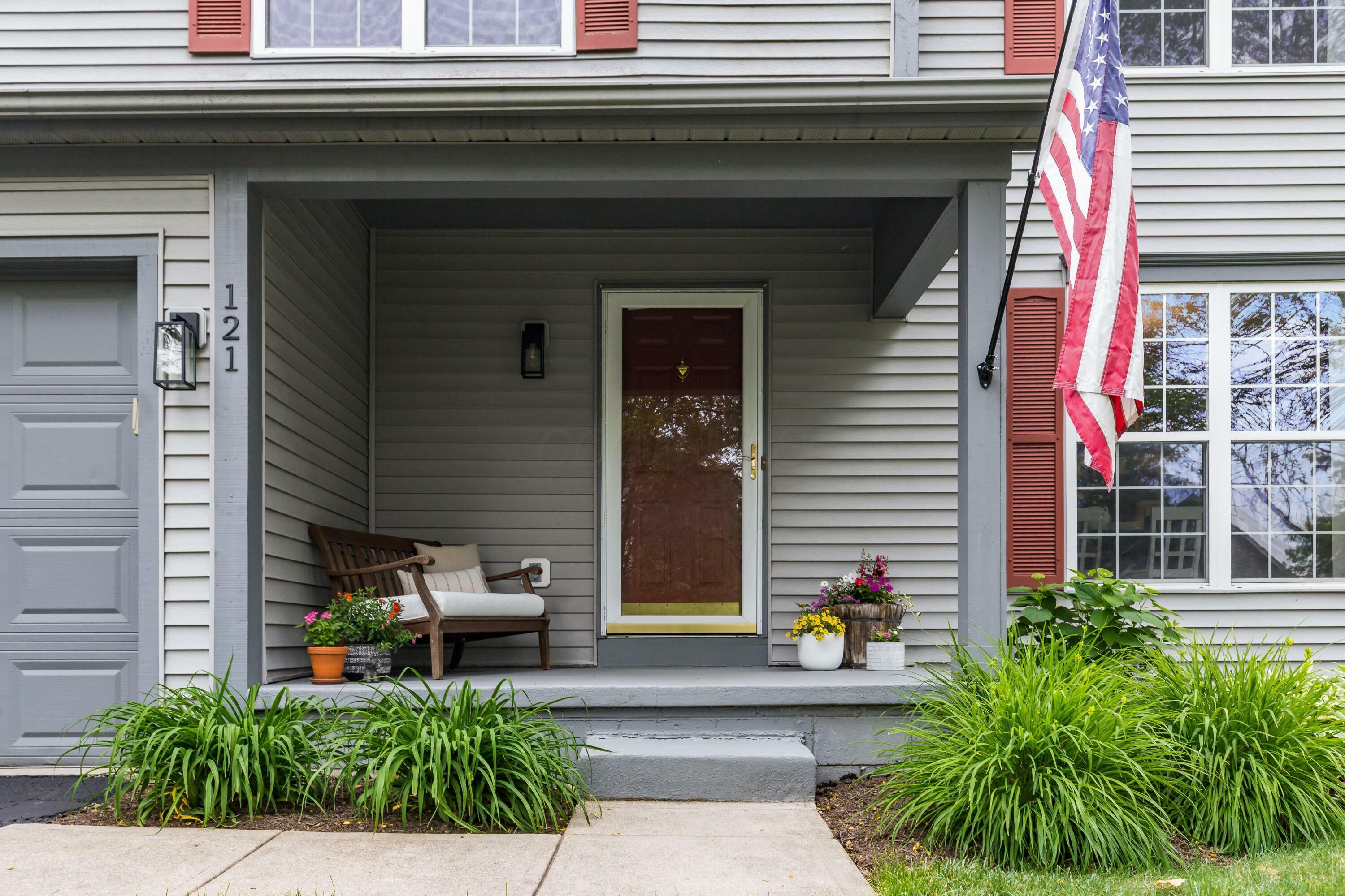 Property Photo: 121 Persimmon Court OH 43015