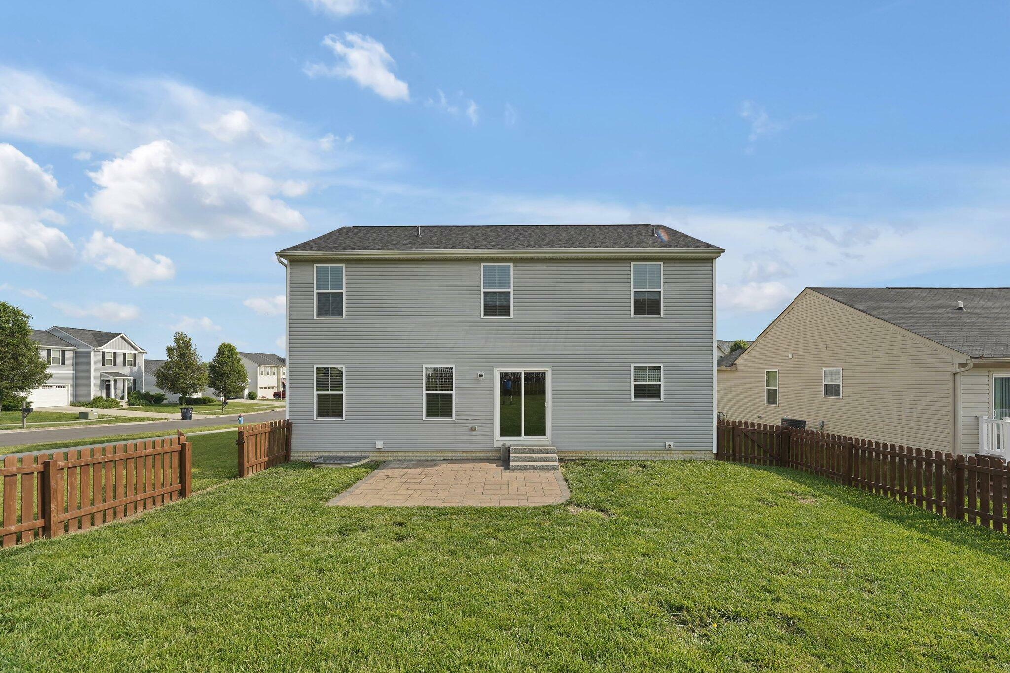 2576 Brook Run Drive  Lancaster OH 43130 photo