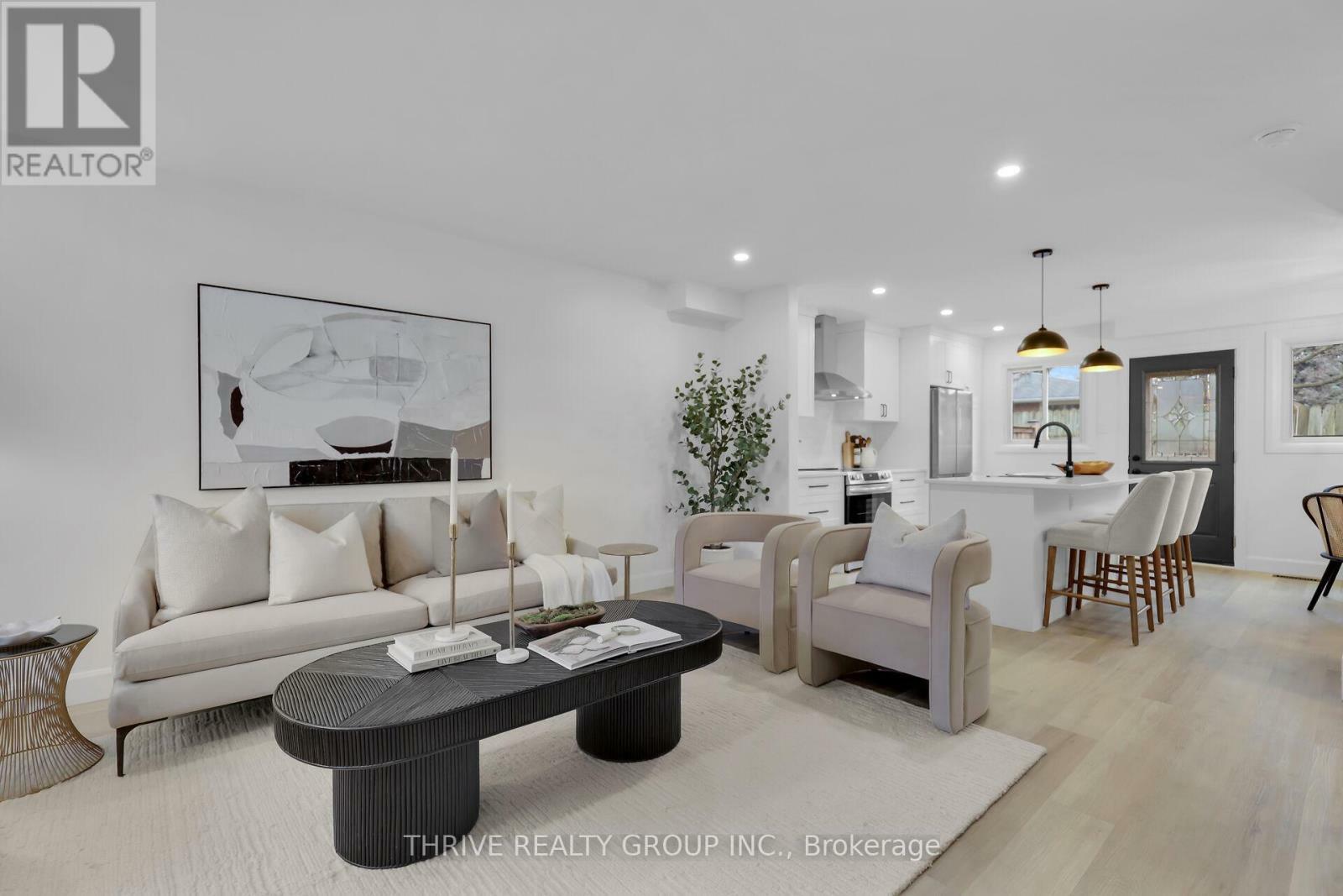 Property Photo:  226 Highview Avenue West 7  ON N6J 4K1 