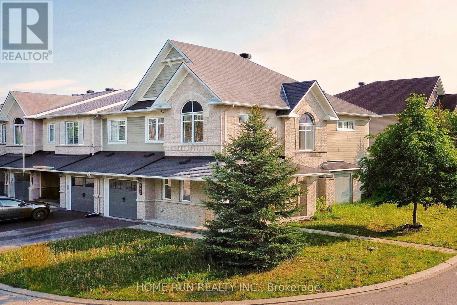 418 Silverstone Way  Ottawa ON K2J 5X5 photo