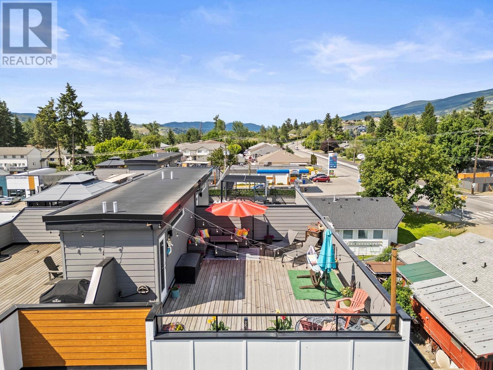Photo de la propriété:  1805 45 Avenue 4  BC V1T 7T7 