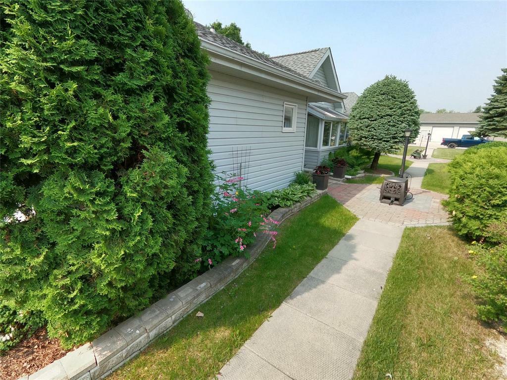 Photo de la propriété:  189 Turner Street  MB R0E 0C0 