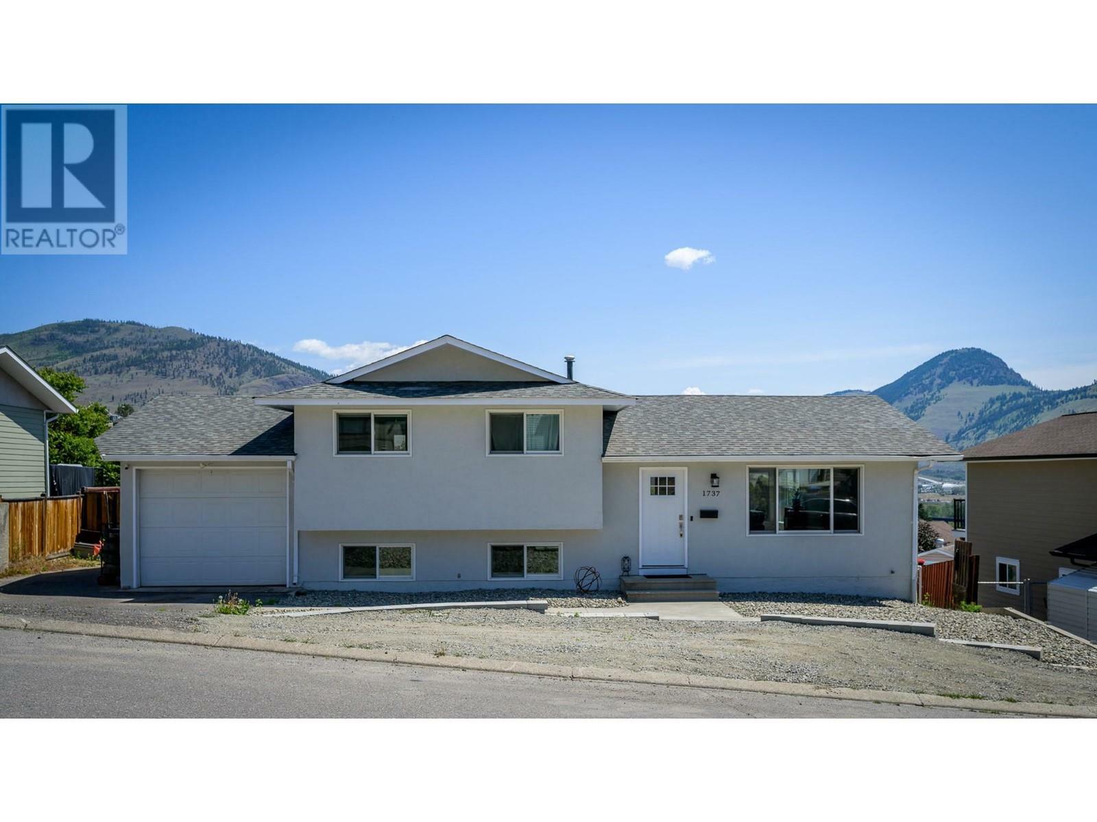 1737 Pennask Terrace  Kamloops BC V2B 7N9 photo