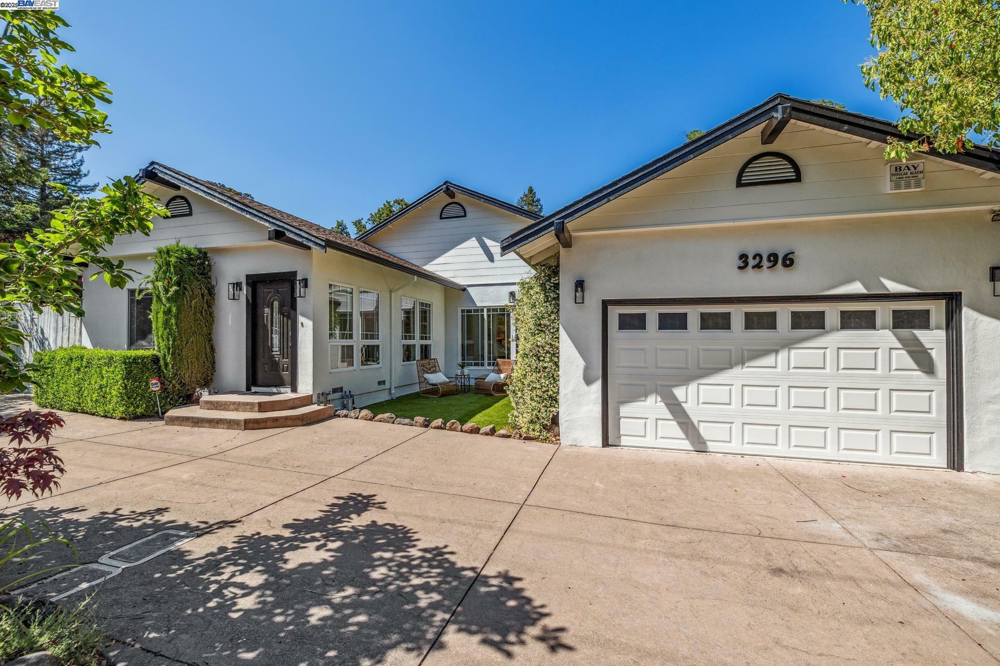 3296 Walnut Ln  Lafayette CA 94549 photo