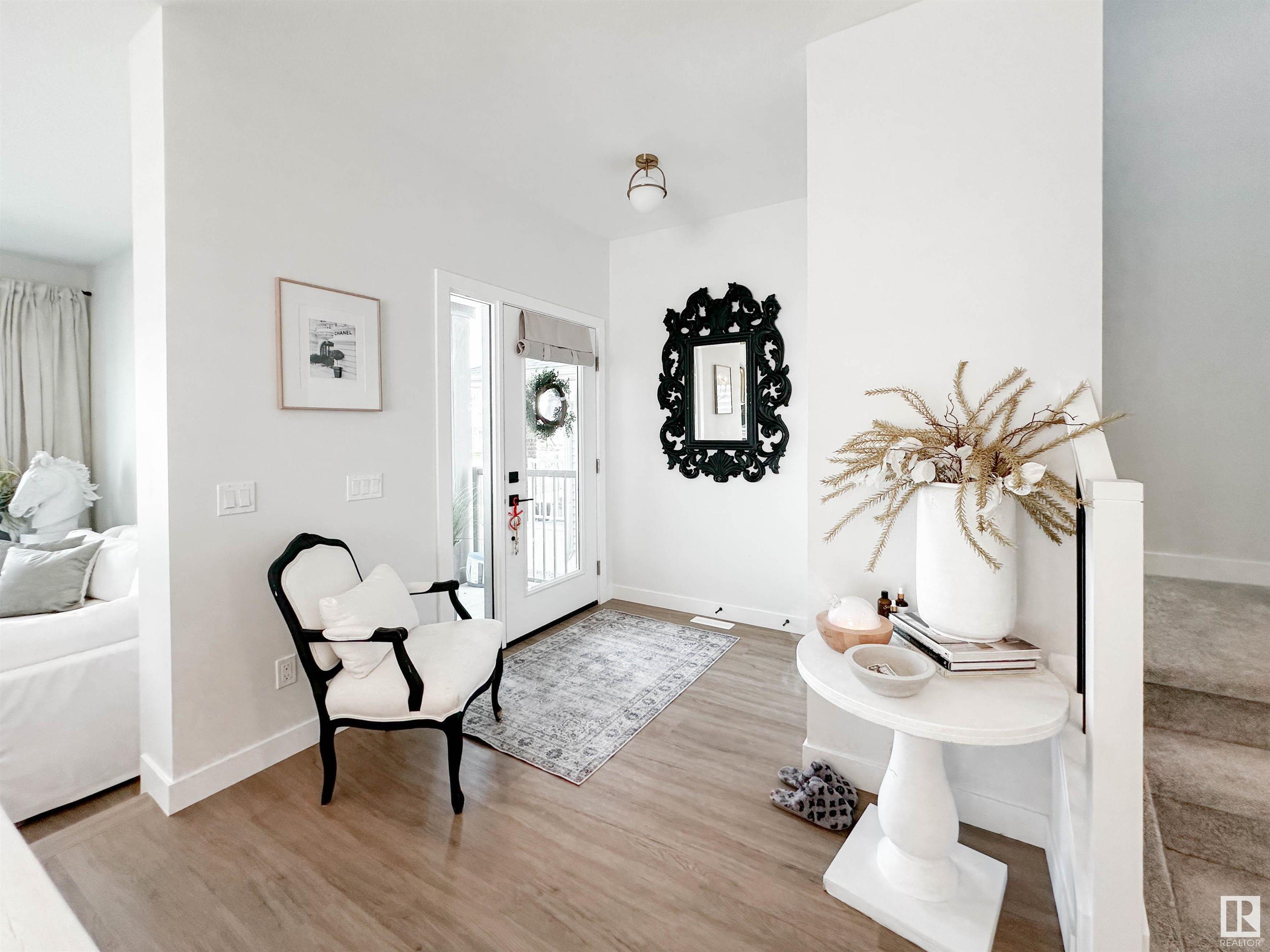 Property Photo: 284 Jensen Lakes Boulevard AB T8N 7Z5