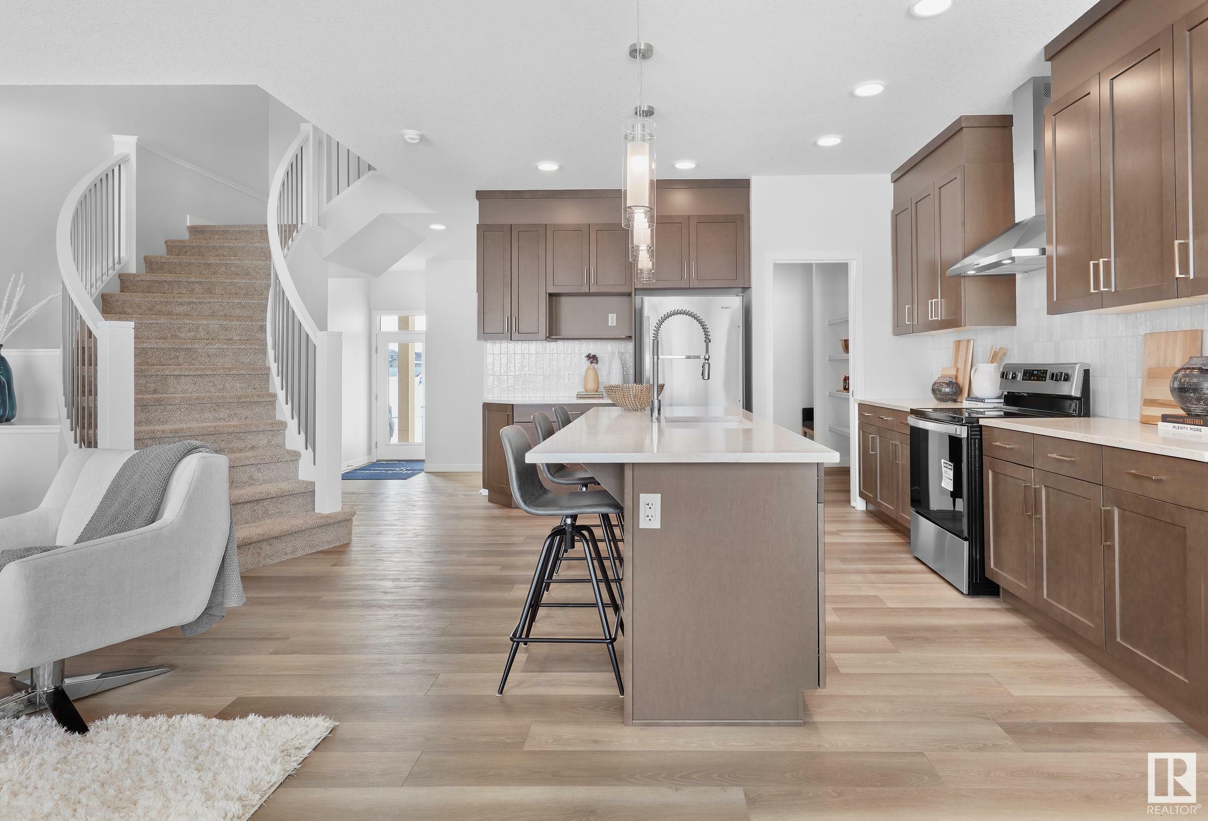 Property Photo: 705 Payipwat Common SW AB T6W 5K8