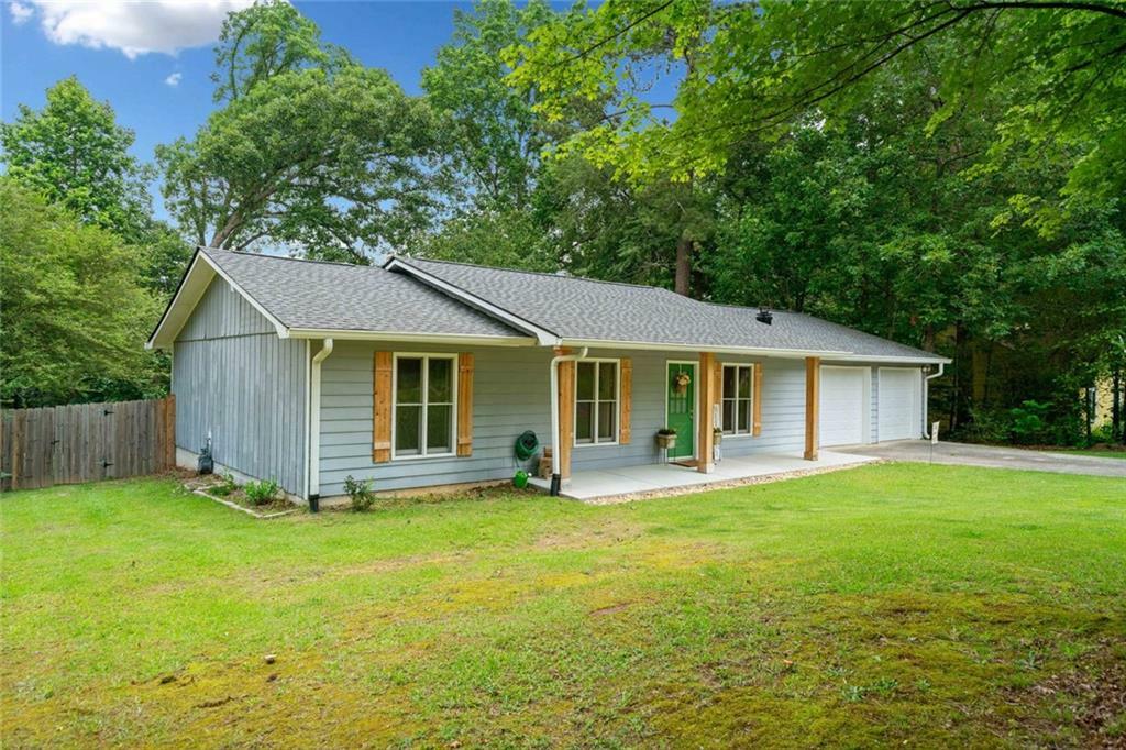 Property Photo: 130 Sunnybrook Lane GA 30188