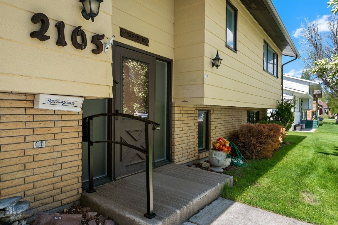 Property Photo: 2105 Lincoln Street MT 59711
