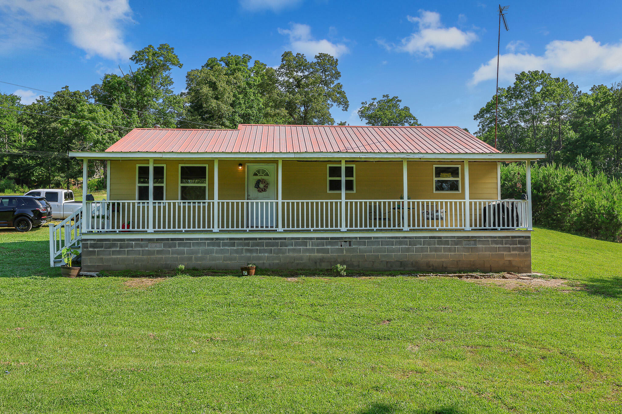 Property Photo:  341 Lee Ridge Road SE  TN 37323 