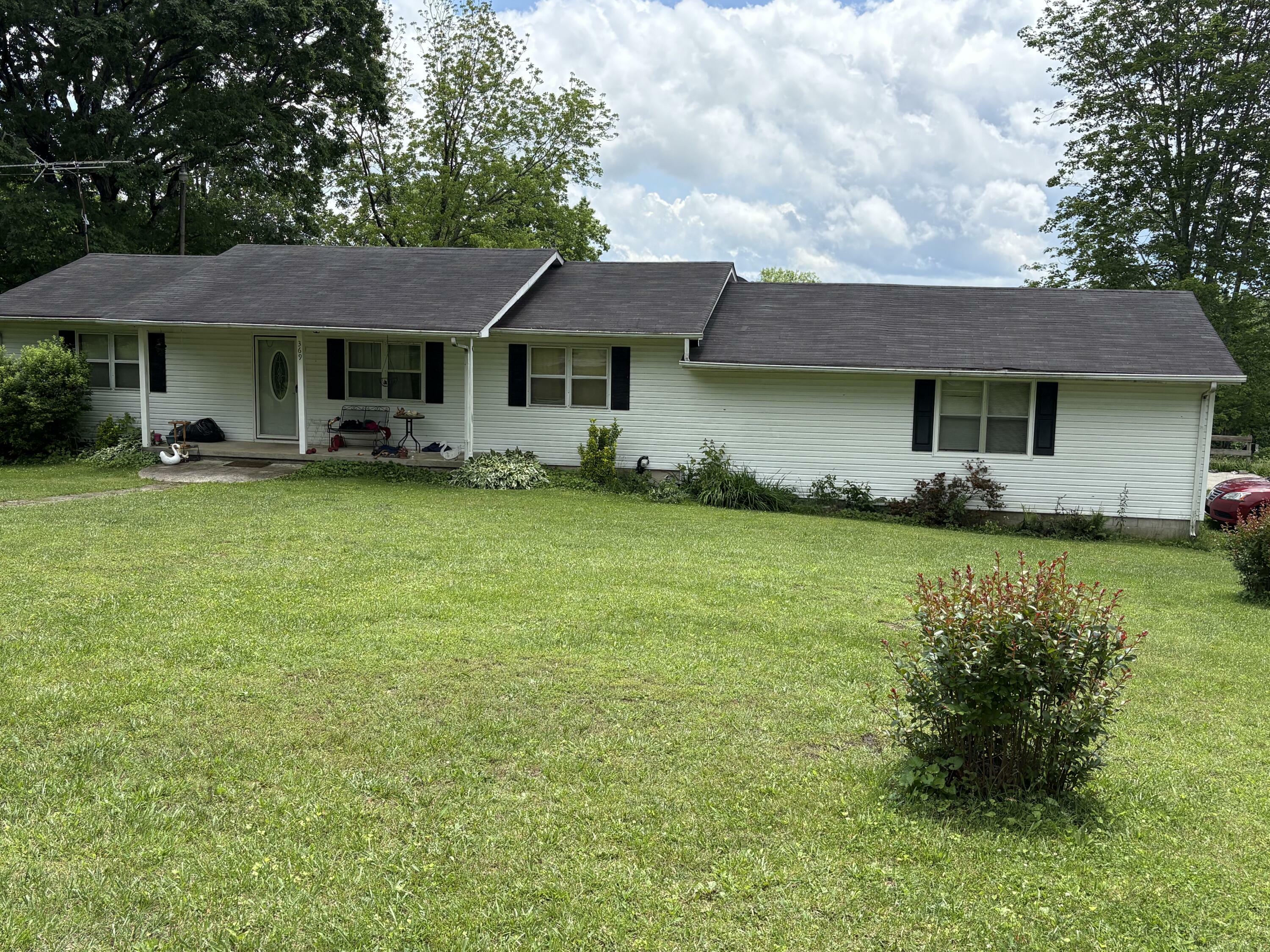 Property Photo: 369 Green Road TN 37397