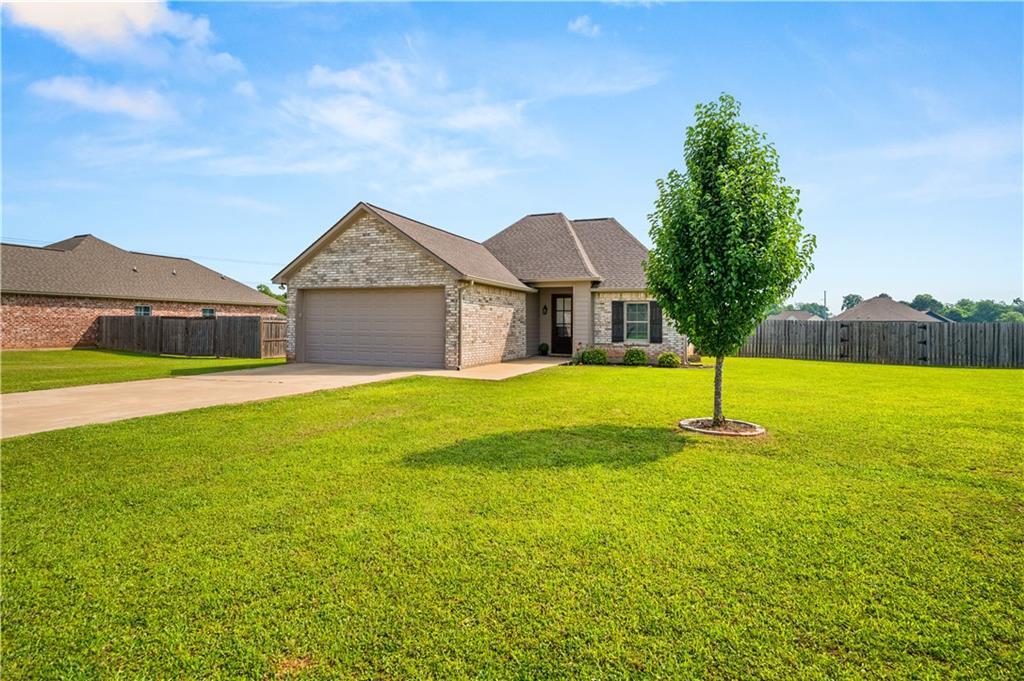 Property Photo: 308 Harvest Place LA 71457