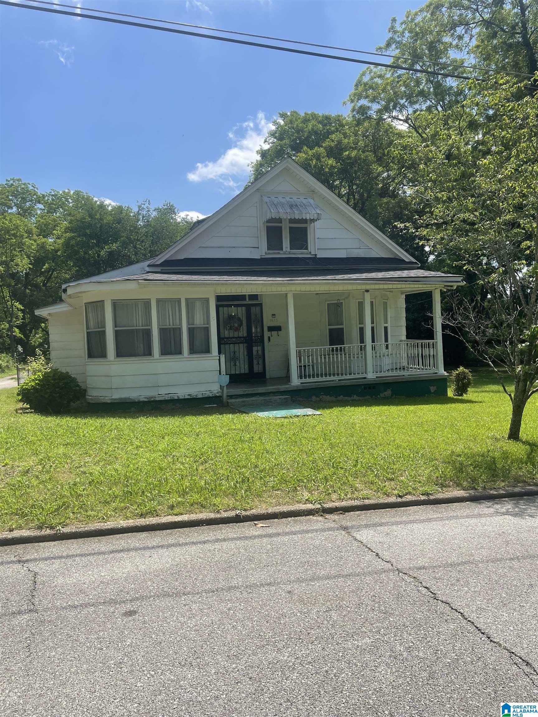 Property Photo: 1615 Stephens Avenue AL 36201