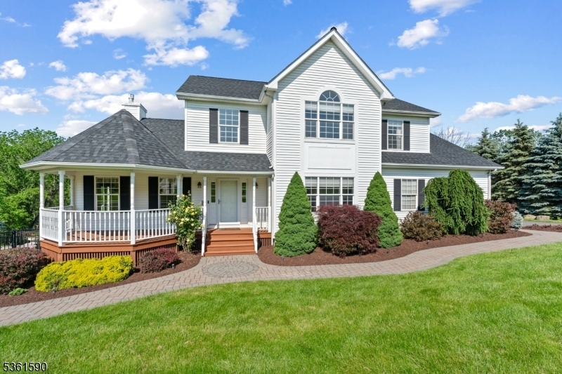 Property Photo: 7 Links Ct NJ 07871