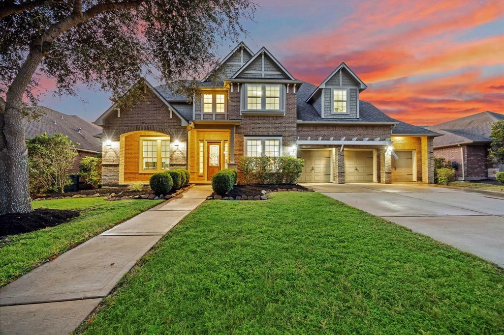 Property Photo: 5423 W Farm Way TX 77441