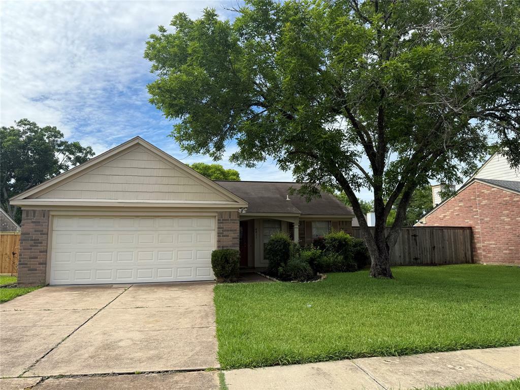 Property Photo: 4411 Treasure Trail TX 77479