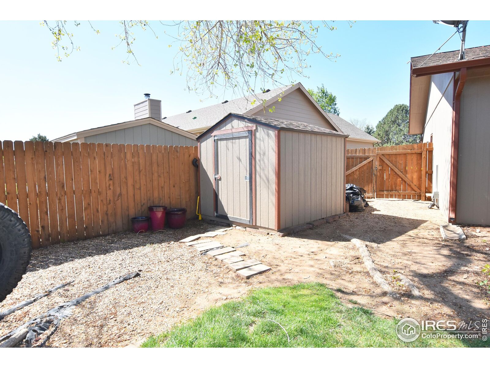 Property Photo:  1021 Pinyon Dr  CO 80550 