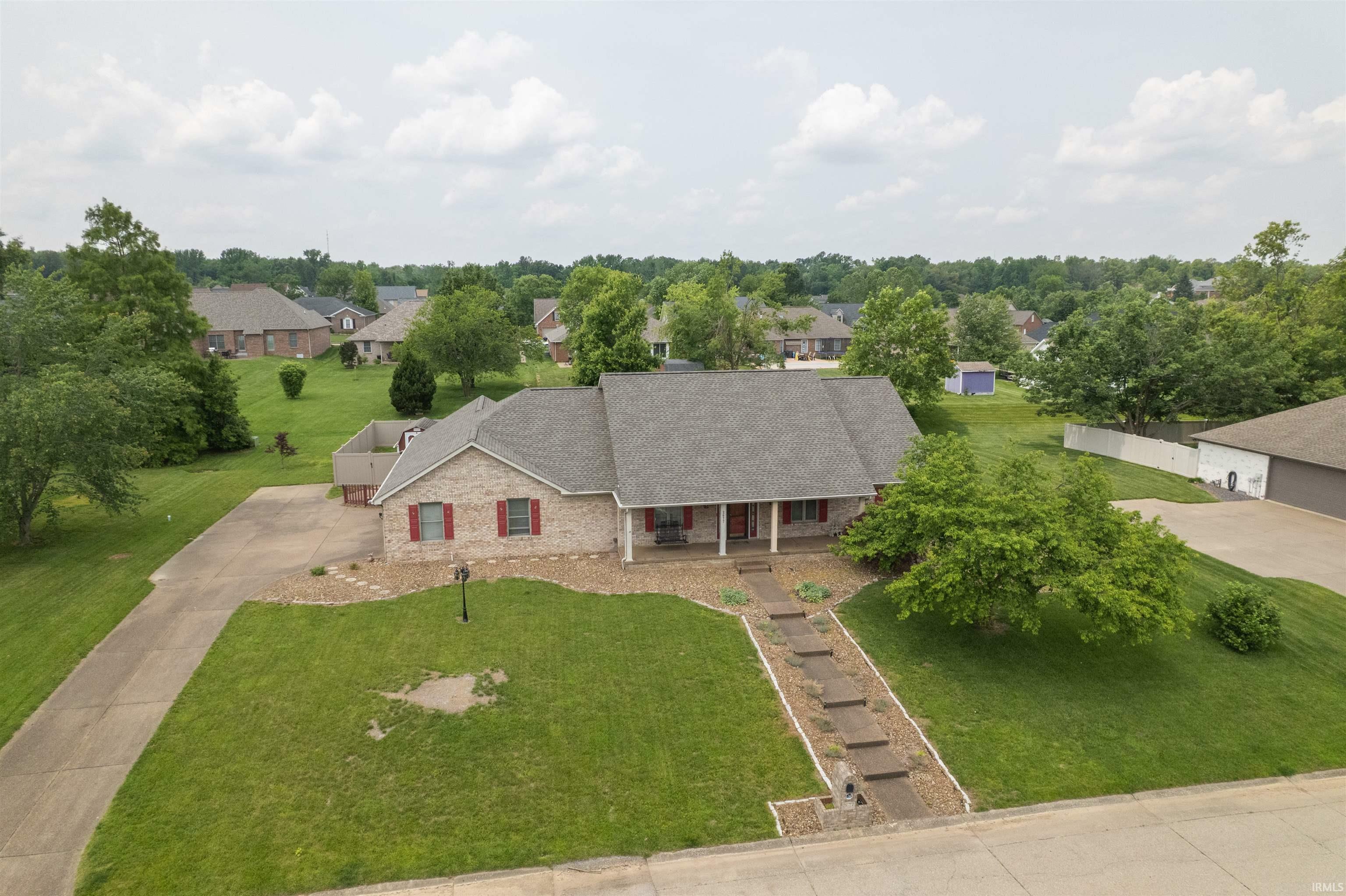 Property Photo:  2677 Briarcliff Drive  IN 47630 