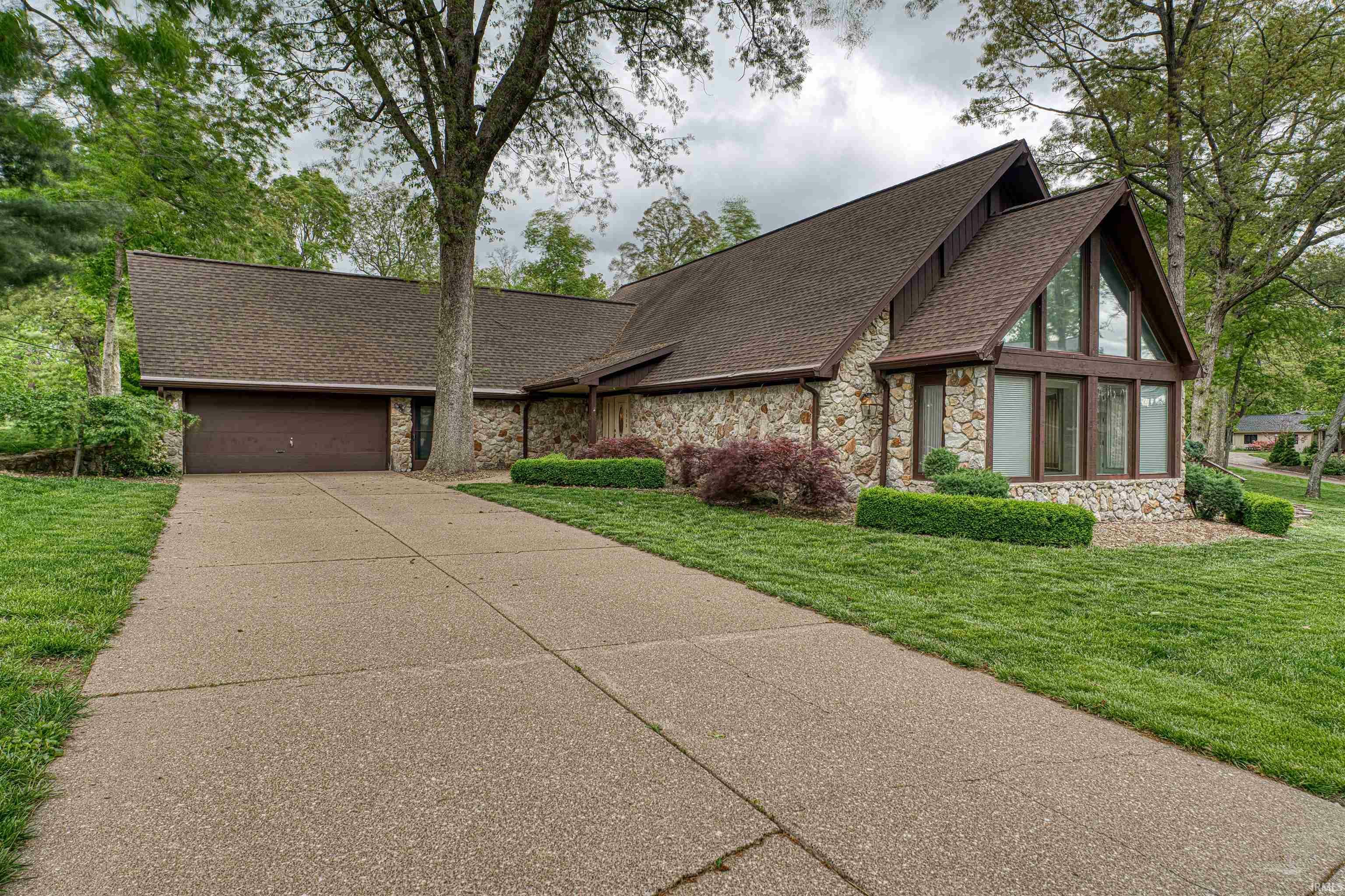 Property Photo: 6888 Miller Lane IN 47630