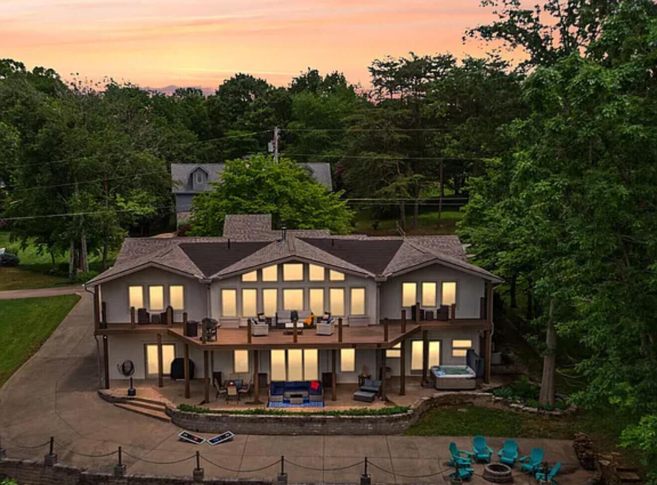 Property Photo: 389 Lakeview Drive KY 42503