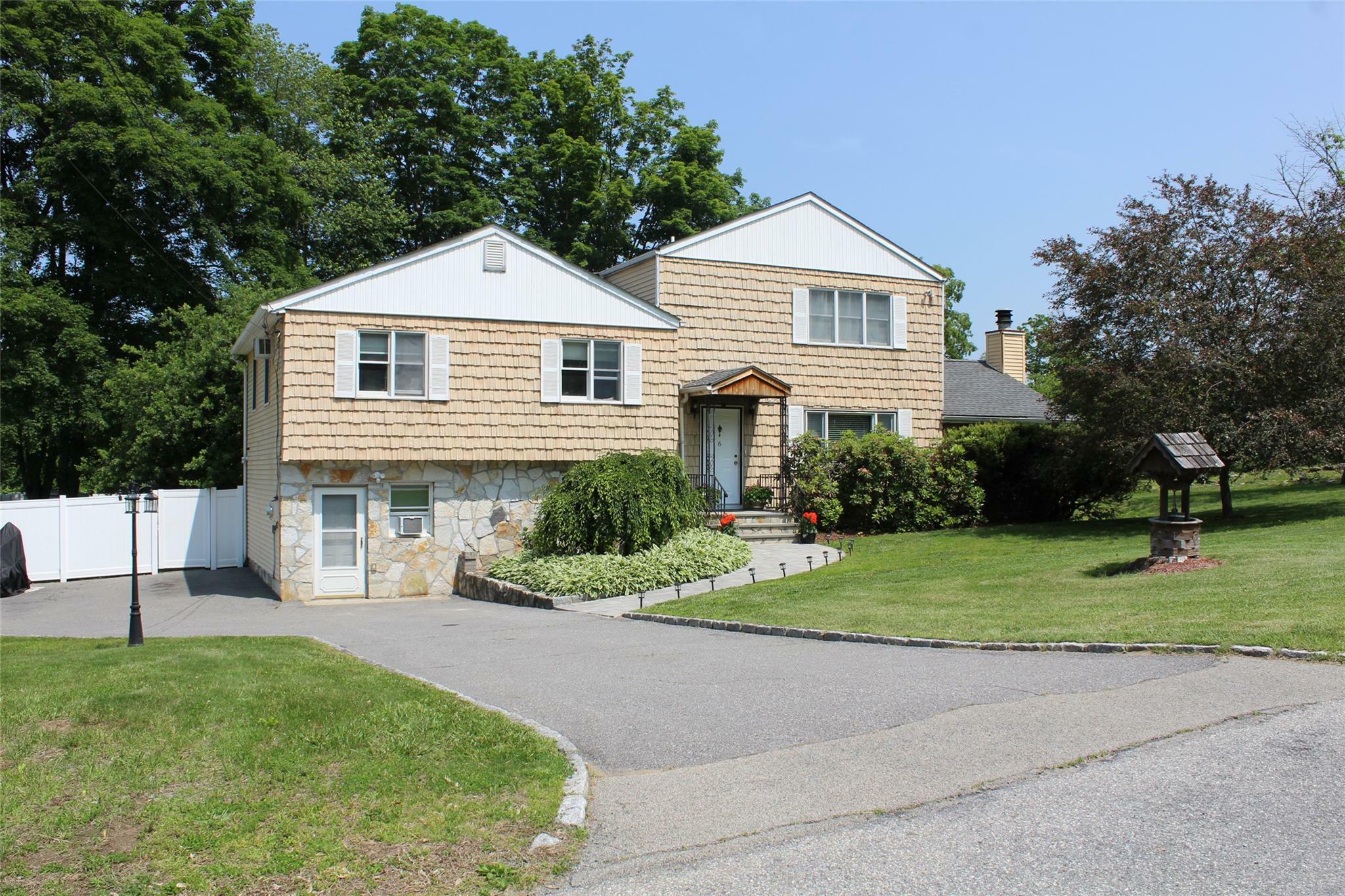 6 Spring Lane  Cortlandt Manor NY 10567 photo