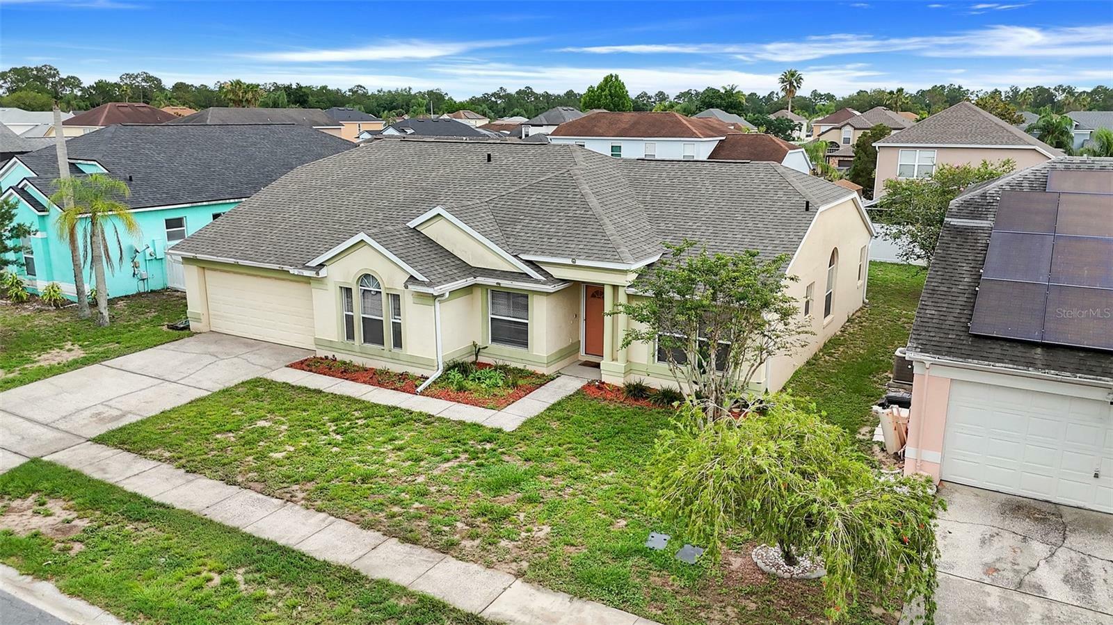 Property Photo: 2896 Picadilly Circle FL 34747