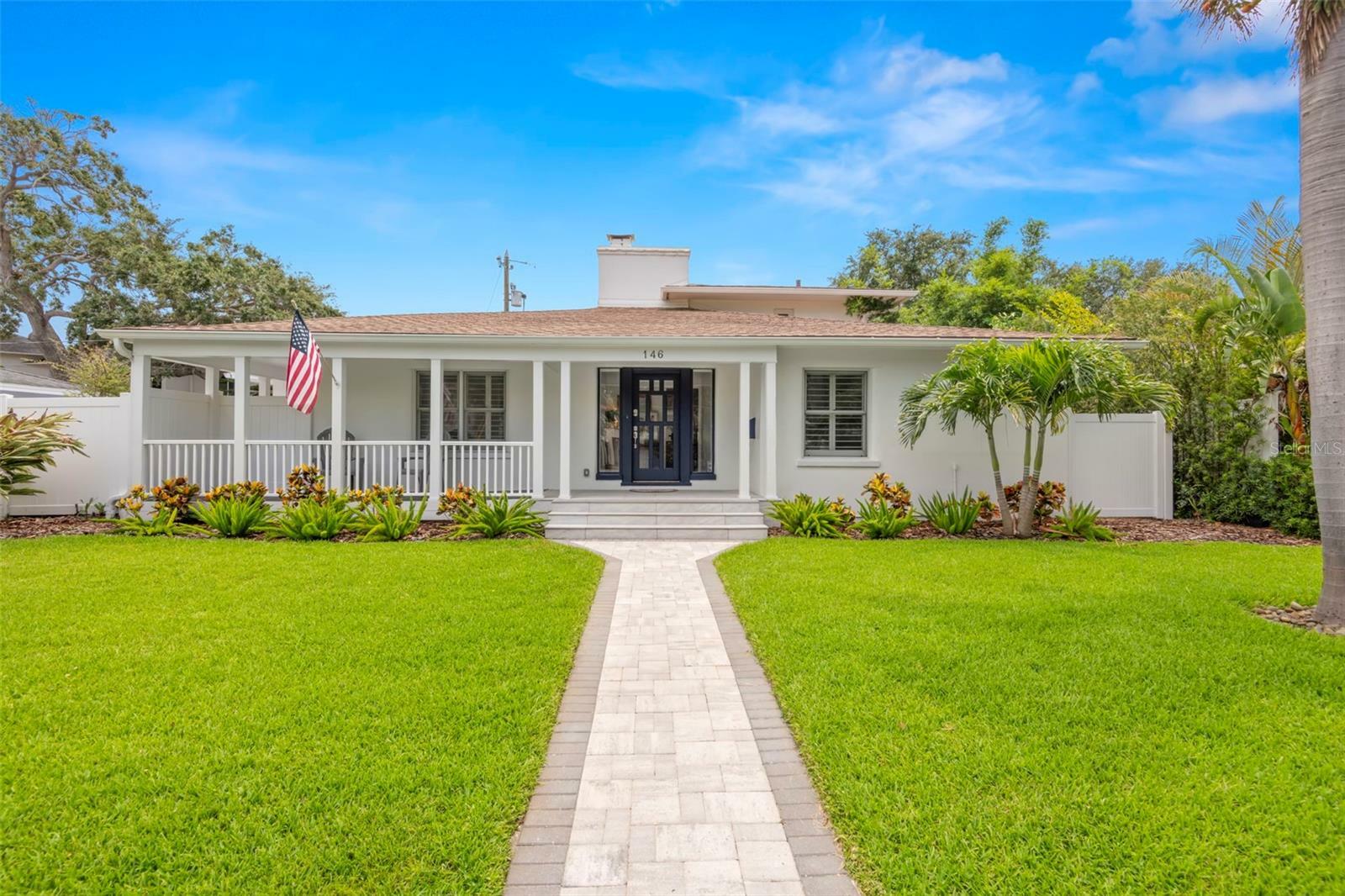 Property Photo: 146 26th Avenue NE FL 33704