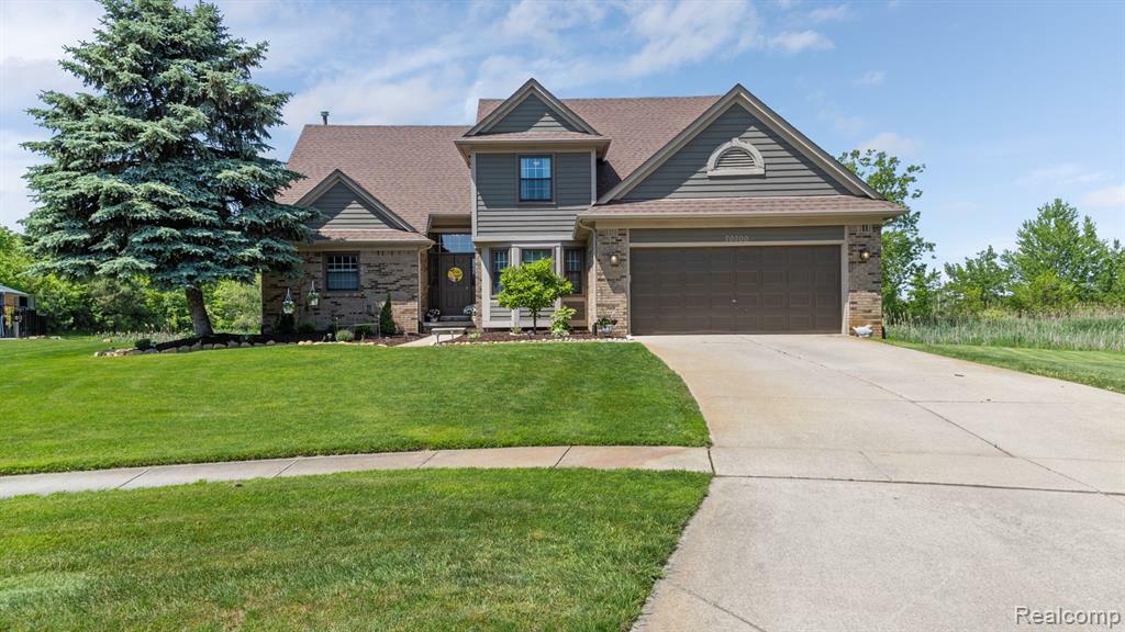 Property Photo: 70700 Hillside Court MI 48065 5347