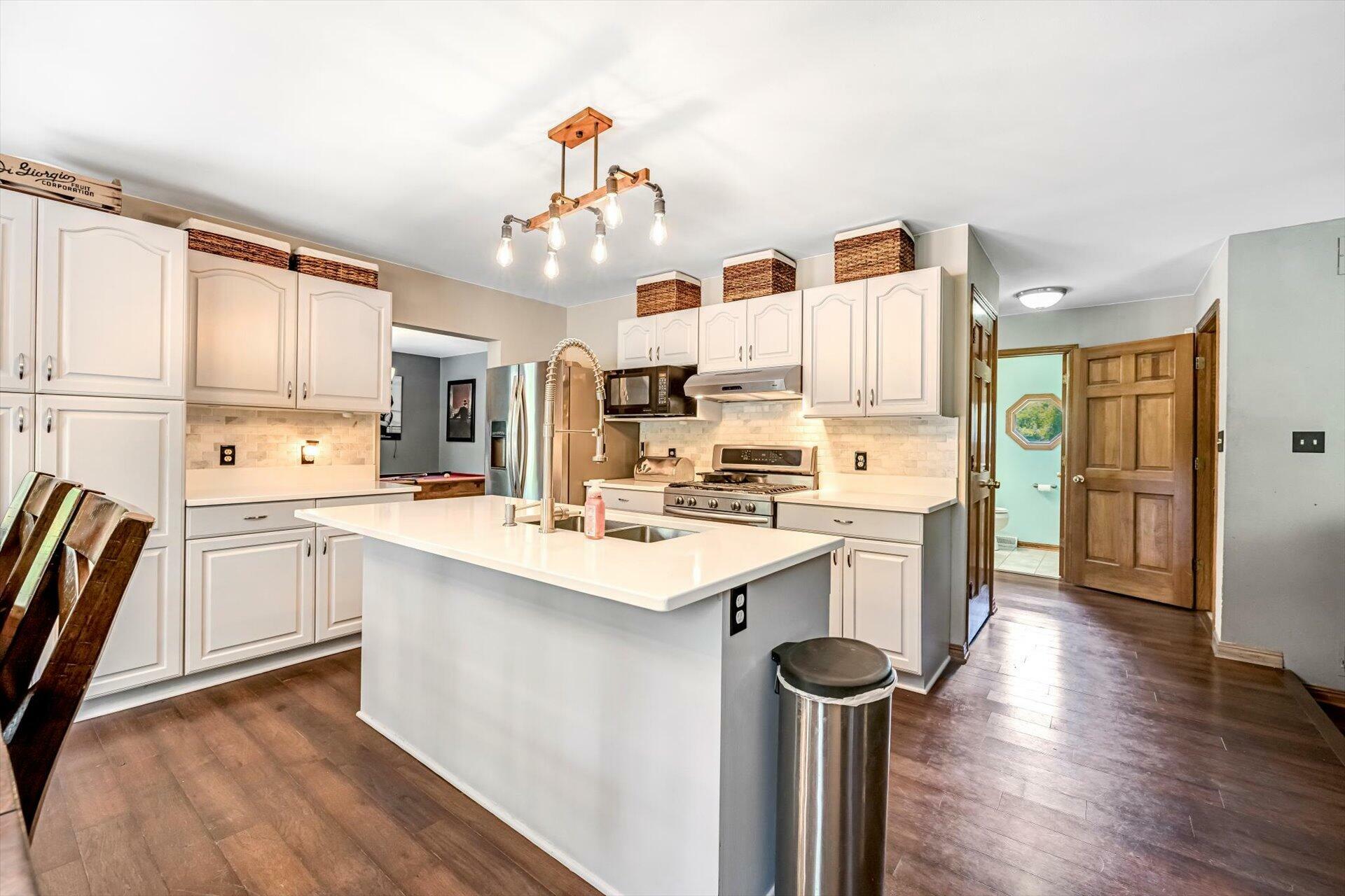 Property Photo:  6705 Brian Dr  WI 53185 