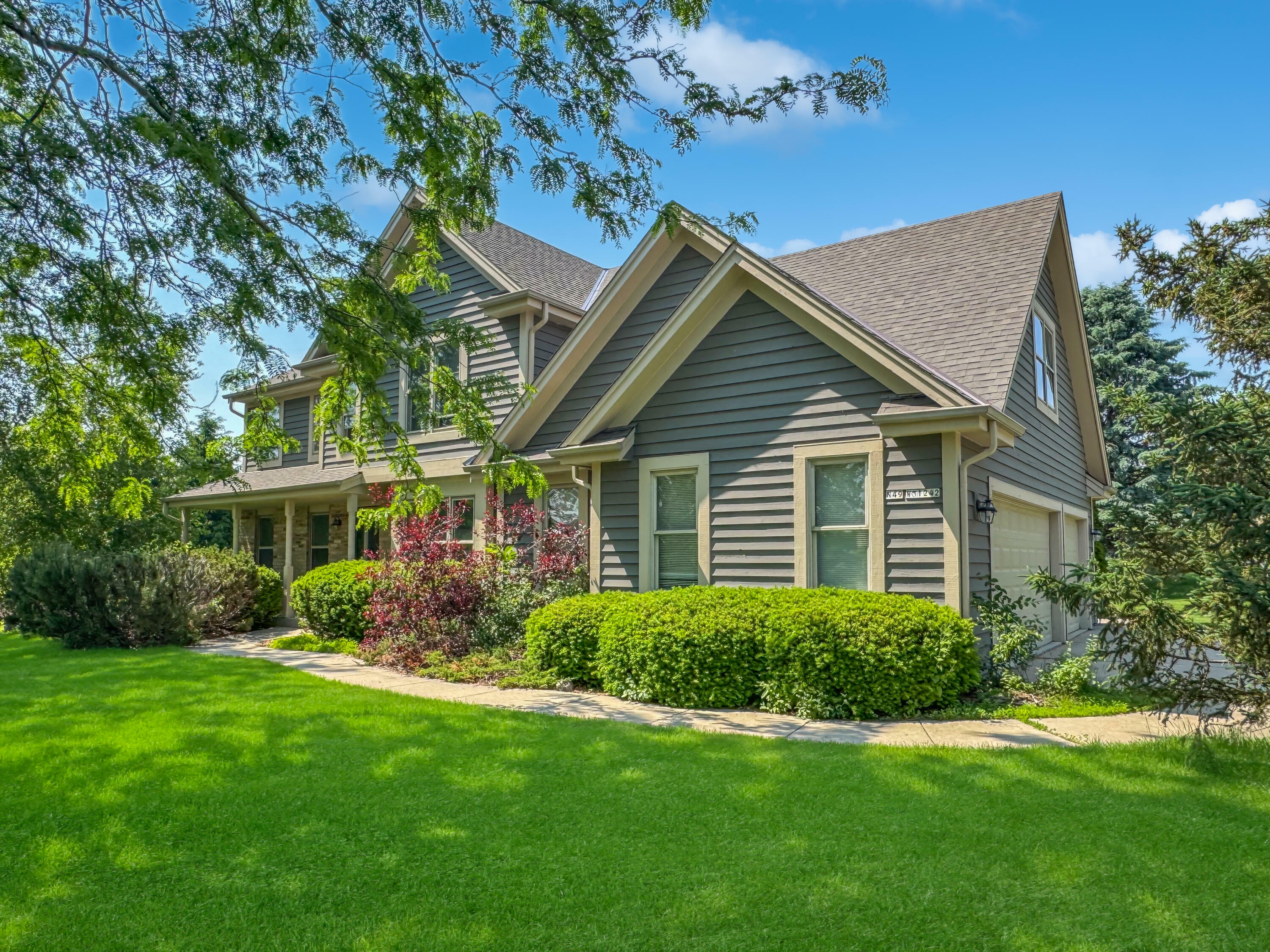 Property Photo: N49w31242 Old Steeple Rd WI 53029