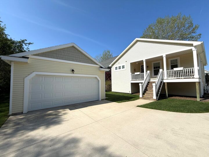 Property Photo:  439 Summer Grove Drive  MI 49406 