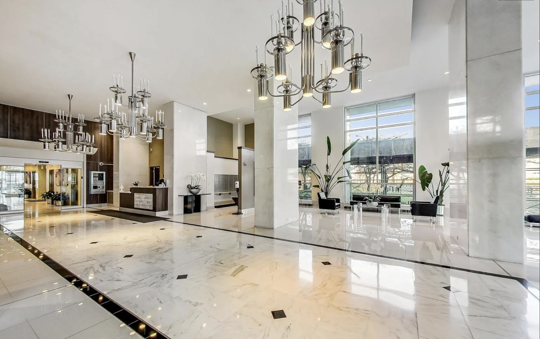 Property Photo: 1550 N Lake Shore Drive 21F IL 60610